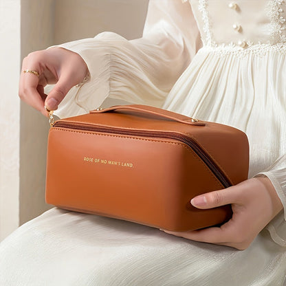 MAKEUP TRAVEL BAG - (Buy 1 Get 1 Free) 😍