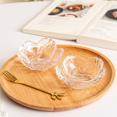 Pinklizecosh Japanese Cherry Blossom Glass Sauce Dish - Mini Sakura Seasoning Plate for Dipping - Clear Floral Soy Sauce Bowl for Sushi, Vinegar & Hot Pot Condiments - Creative Small Appetizer Plate