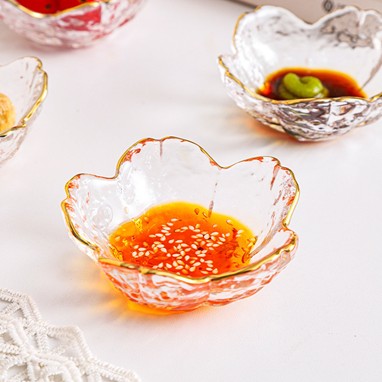 Pinklizecosh Japanese Cherry Blossom Glass Sauce Dish - Mini Sakura Seasoning Plate for Dipping - Clear Floral Soy Sauce Bowl for Sushi, Vinegar & Hot Pot Condiments - Creative Small Appetizer Plate