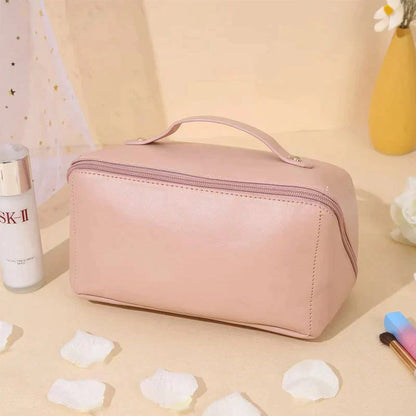 MAKEUP TRAVEL BAG - (Buy 1 Get 1 Free) 😍